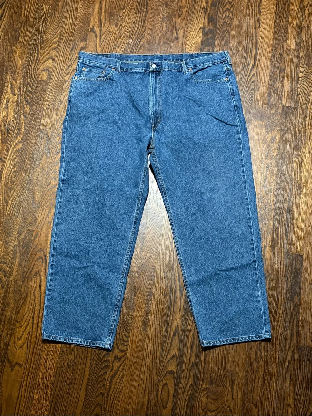Levi’s Men’s 550 Relaxed Fit Jeans – Medium Dark Wash Blue Denim Tag Size 50x32